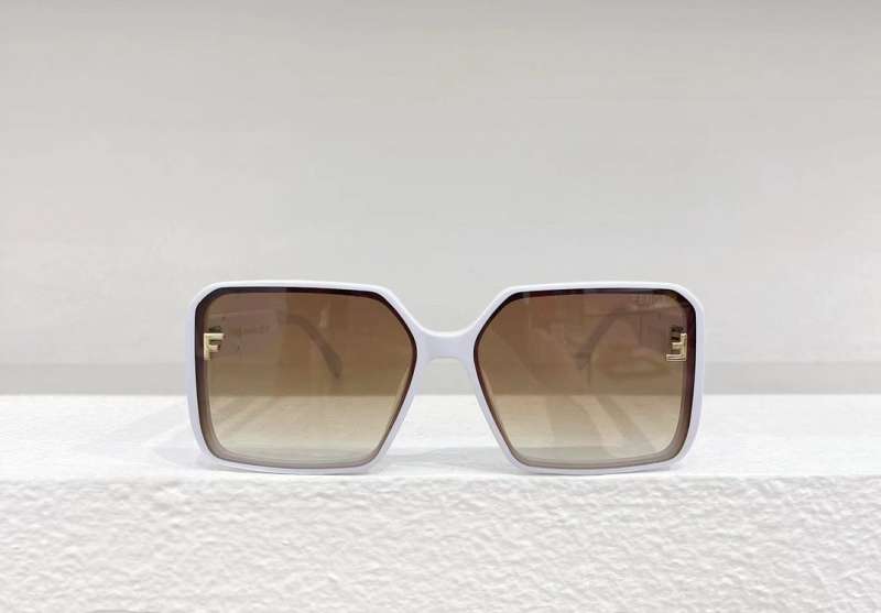 Picture of Fendi Sunglasses _SKUfw54106971fw